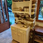 πέτροκτιστο σπίτι. Stone House Сasa de vacaciones Caristo
