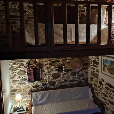 Casa de Férias πέτροκτιστο σπίτι. Stone House Caristo