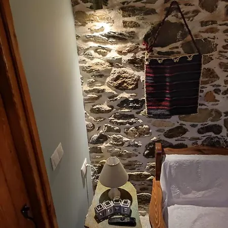 Casa de Férias πέτροκτιστο σπίτι. Stone House Caristo