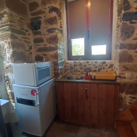 πέτροκτιστο σπίτι. Stone House 度假居 卡利斯托斯
